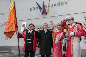 Predaja ključa godlarjem 2